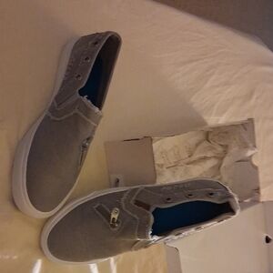 Blowfish Casual Gray Slip-On Woman's Shoes